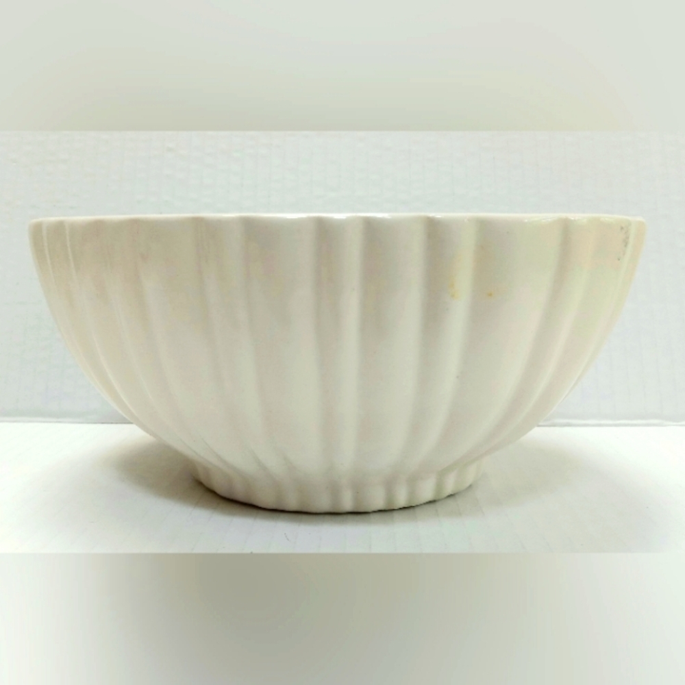 Vintage Haeger Pottery Ribbed Ivory White Plantar Oval Bowl Medium